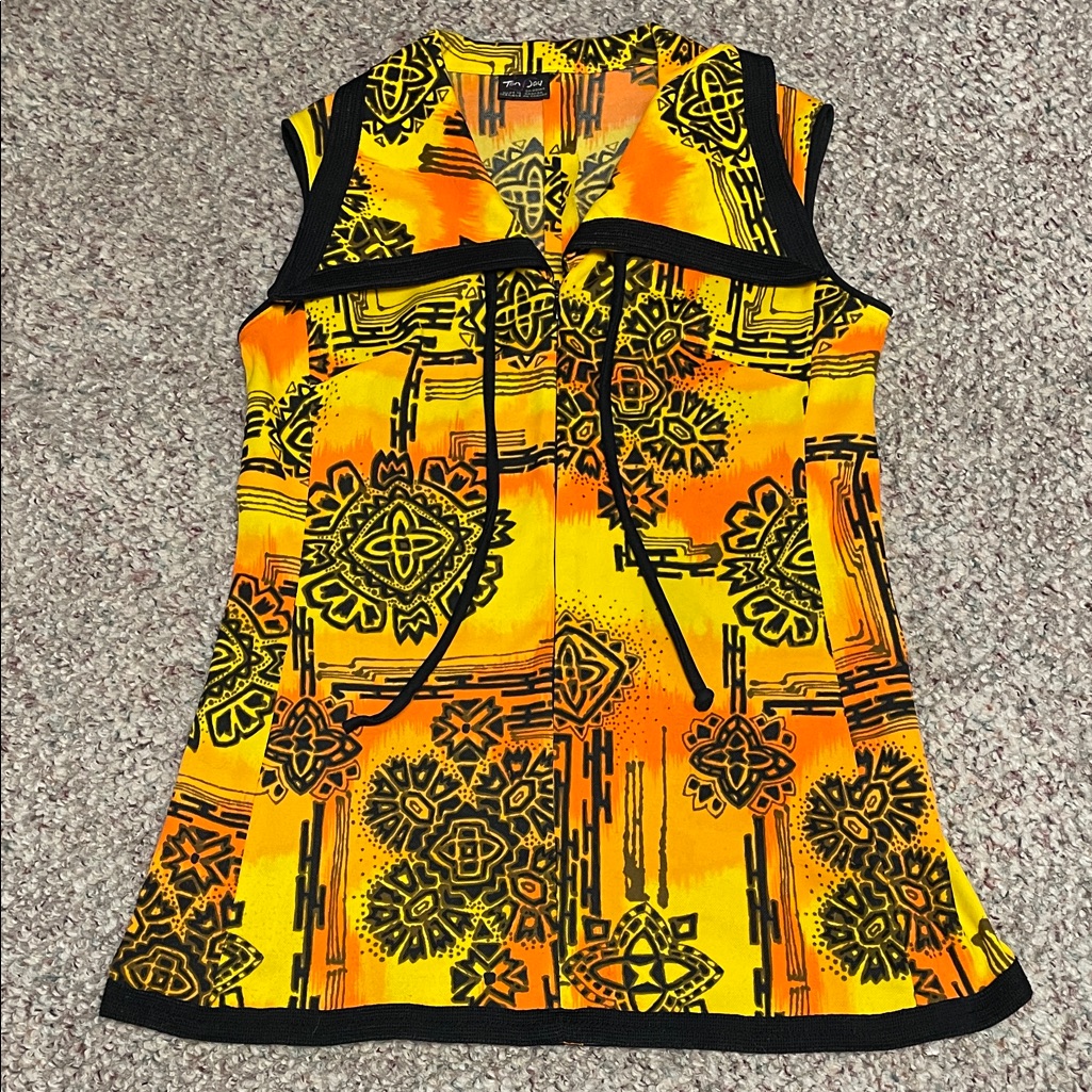 Vintage 60s/70s Huge Collar Yellow/Orange Geometric Patterned Minidress